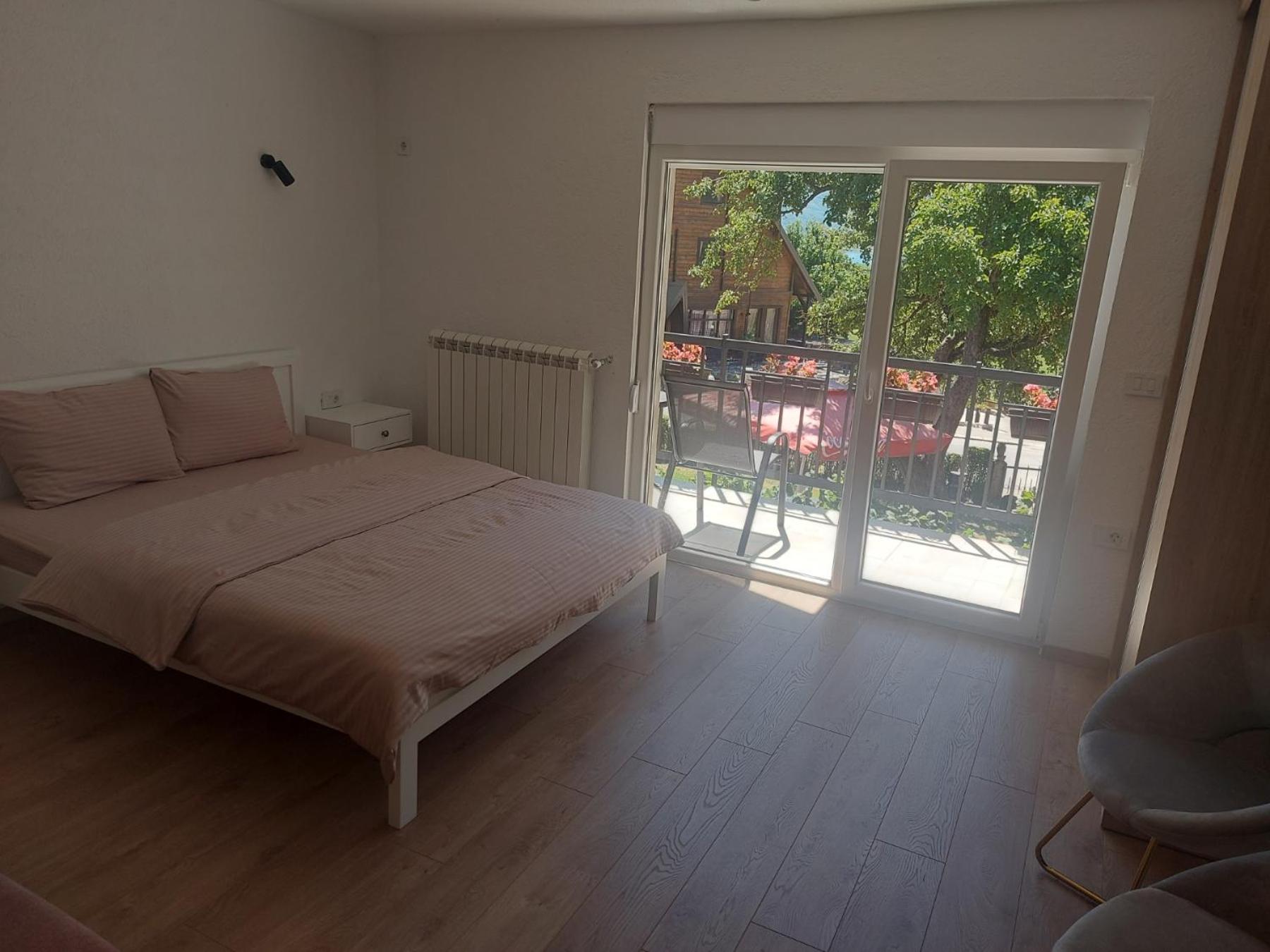 Rooms Lida & Friendly Home Plav Zewnętrze zdjęcie